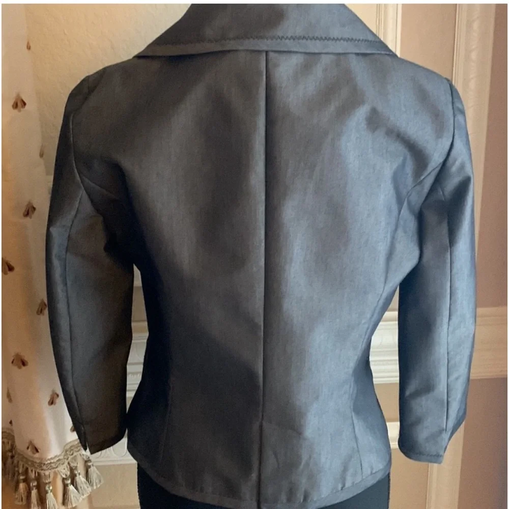 🩶 Stylish NYGARD Collection Women’s Jacket Size 2P Bluish Grey Tailored Fit EUC
